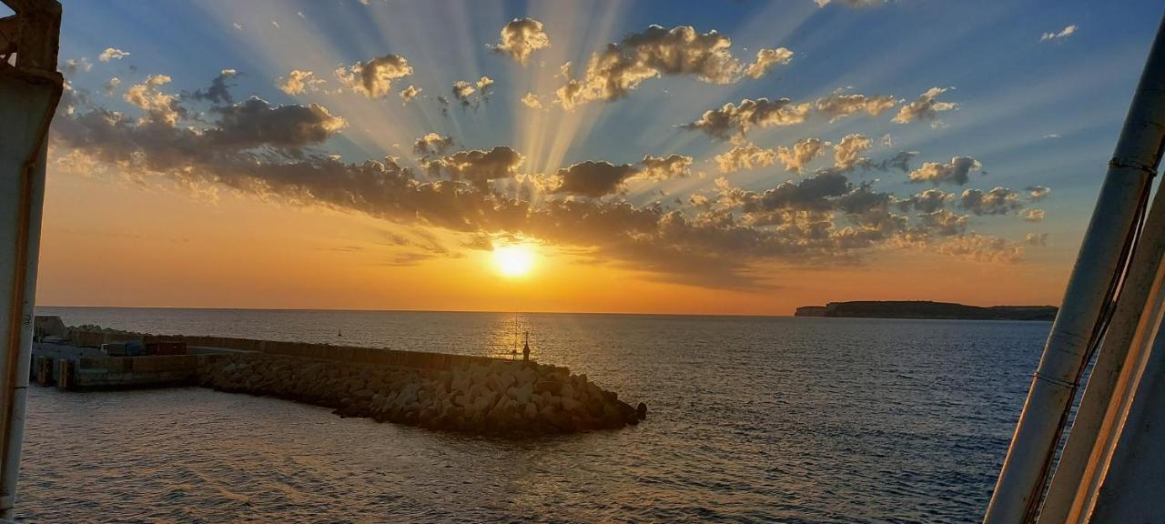 Haven Farmhouse B&B Għarb 外观 照片